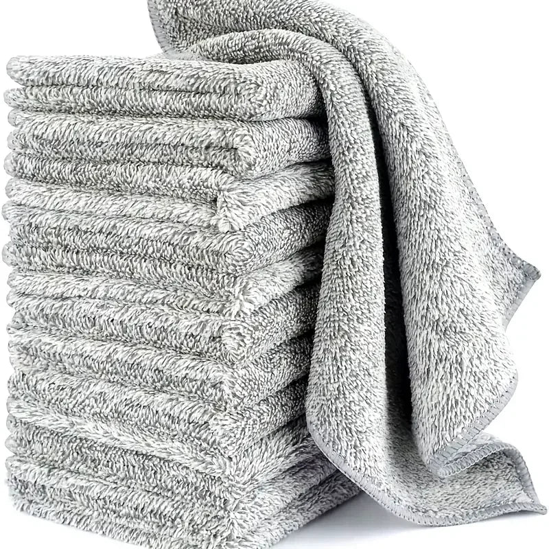Microfiber Cleaning Cloths – Lint-Free, Reusable & Absorbent