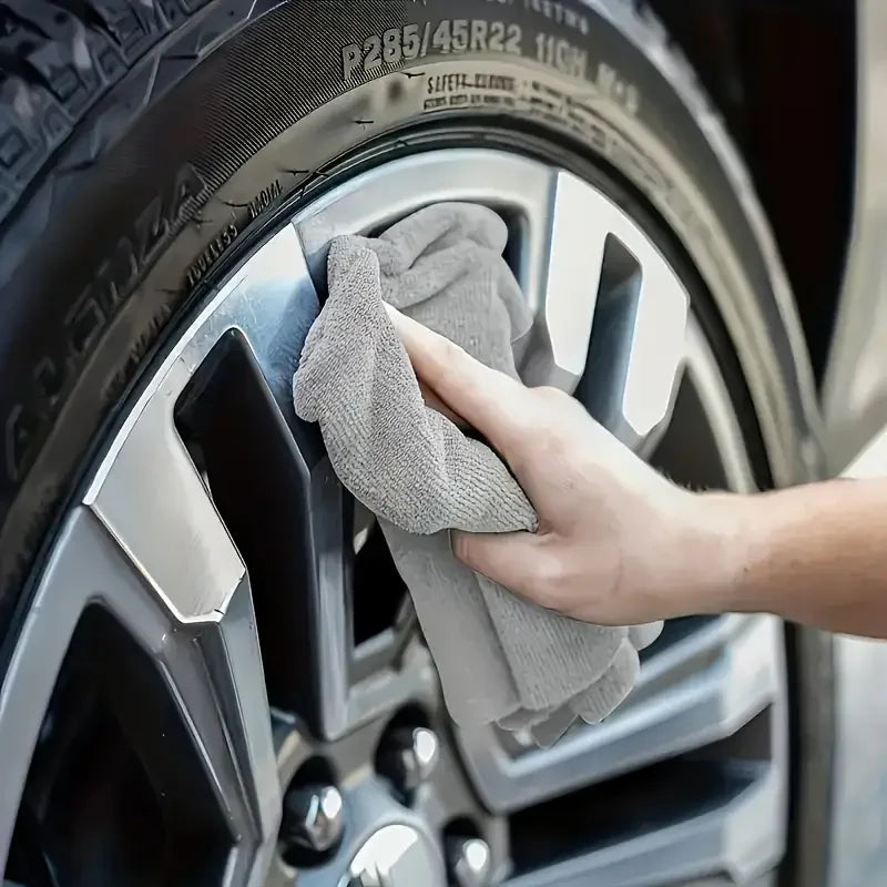 Microfiber Cleaning Cloths – Lint-Free, Reusable & Absorbent