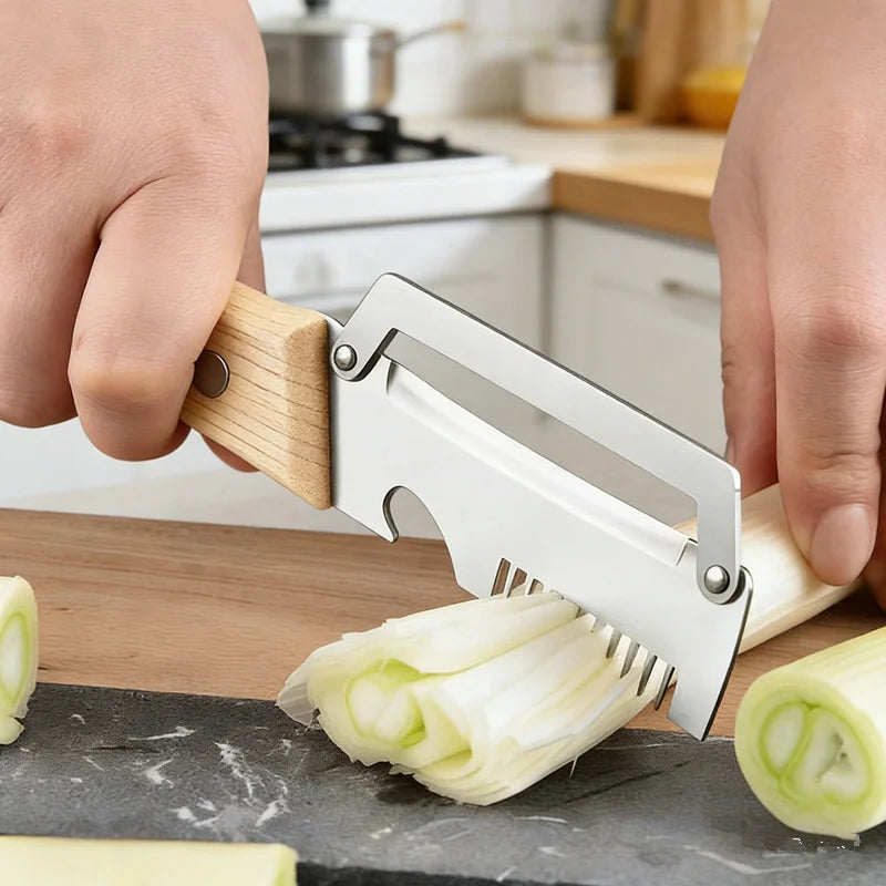 3-in-1 Stainless Steel Peeler, Slicer & Shredder – Multifunctional Kitchen Tool